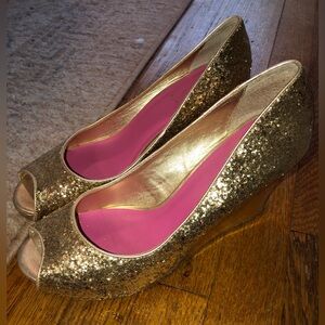 Lilly Pulitzer gold glitter wedges